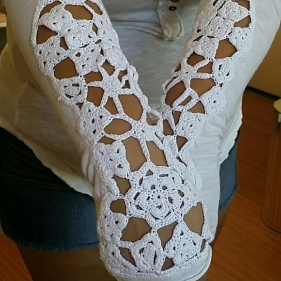 FREE PEOPLE WHITE FLOWER COCHET SLEEVES BLOUSE SP - Picture 3 of 7